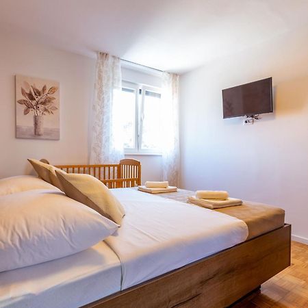 Apolon 2Bdr Apartment With Balcony Zadar Exterior foto